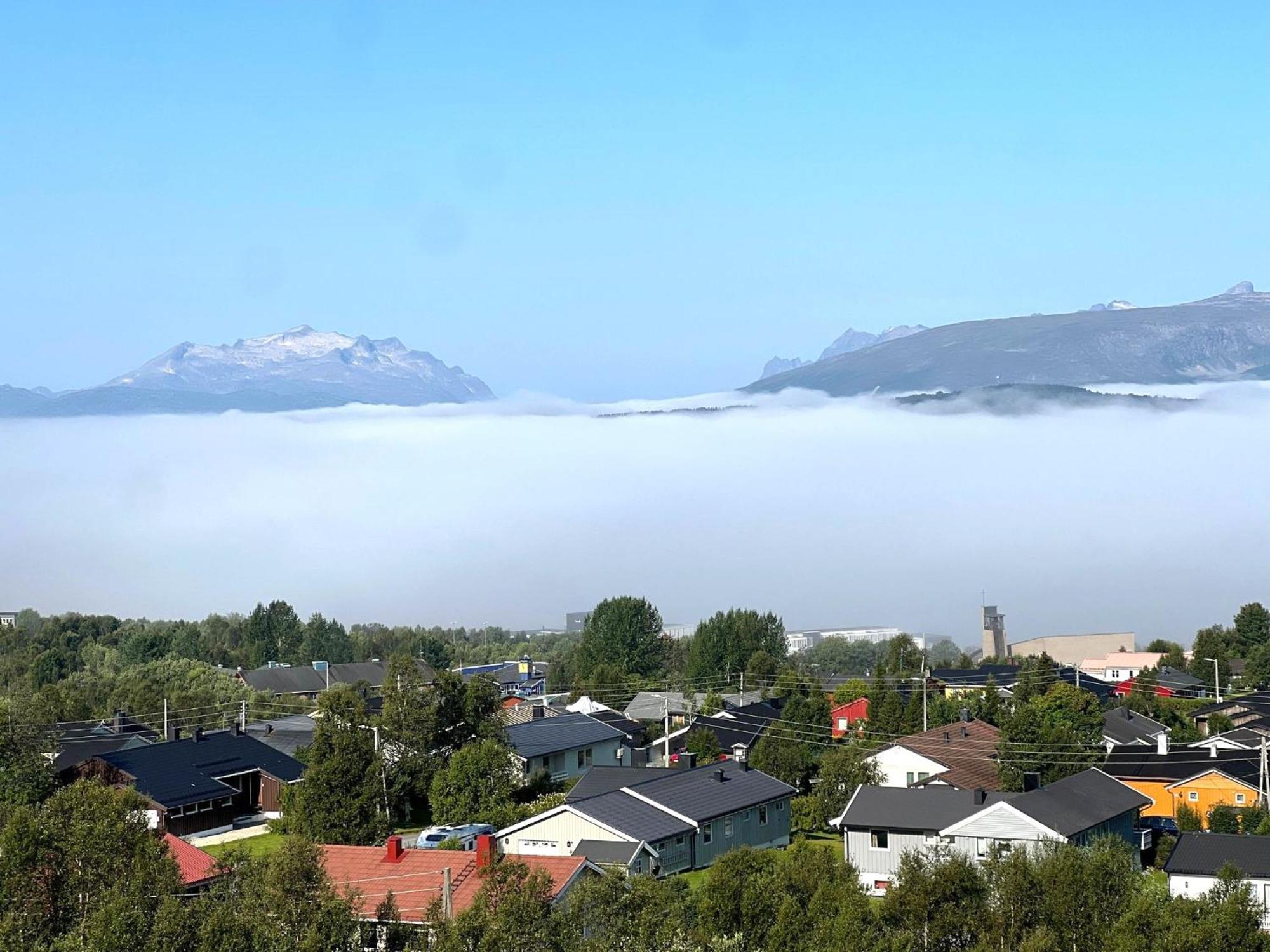 Miracle Tromso, Cozy Double Bed Private Room In A Shared Apartment With Stunning Tromso Views المظهر الخارجي الصورة